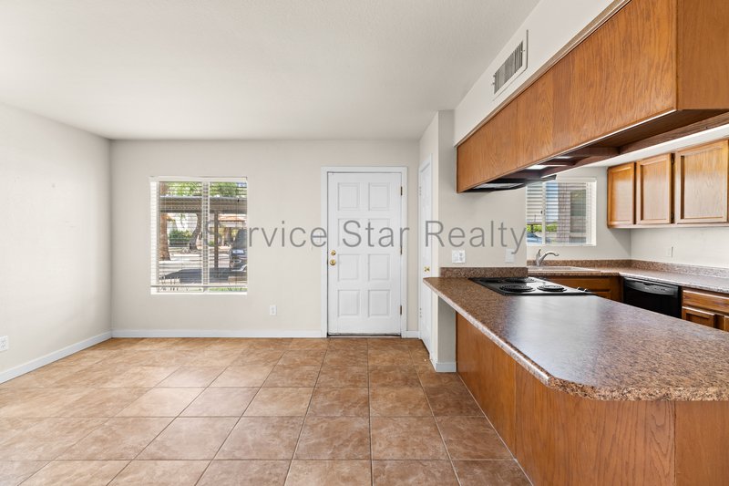 2535 N 15th St Unit 14 property image