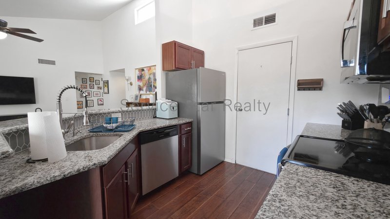 Spacious 2 Bedroom, 2 Bathroom Patio Home property image