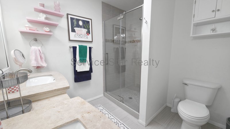 Spacious 2 Bedroom, 2 Bathroom Patio Home property image