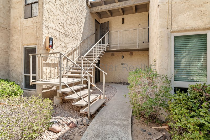 Beautifully Updated 2-Bedroom Condo in Prime Scottsdale Location! property image