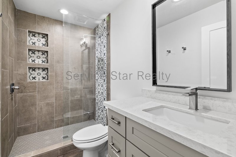 Beautifully Updated 2-Bedroom Condo in Prime Scottsdale Location! property image