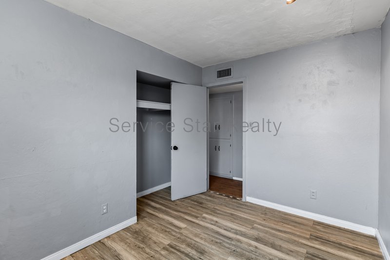 Glendale Home on large lot with Solar and A Pool! property image