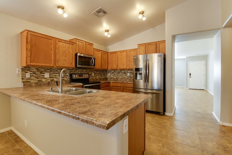 **MOVE IN SPECIAL -- 2 WEEKS FREE RENT!!** property image