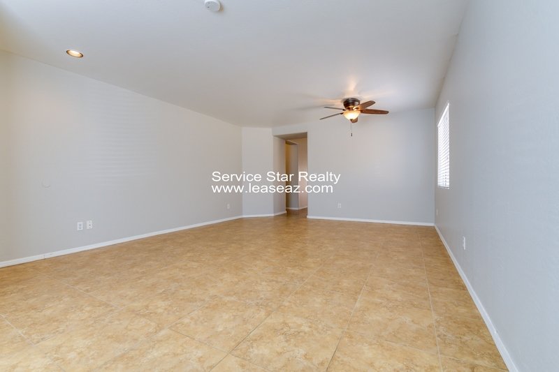 **MOVE IN SPECIAL -- 2 WEEKS FREE RENT!!** property image