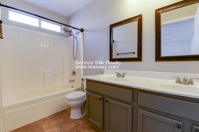 **MOVE IN SPECIAL -- 2 WEEKS FREE RENT!!** property image