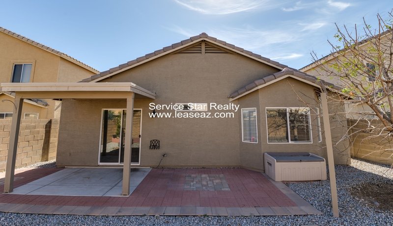 **MOVE IN SPECIAL -- 2 WEEKS FREE RENT!!** property image