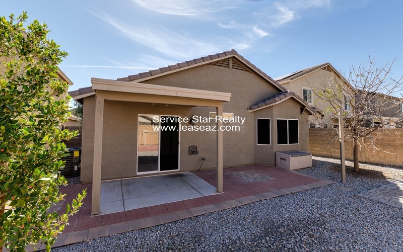 **MOVE IN SPECIAL -- 2 WEEKS FREE RENT!!** property image
