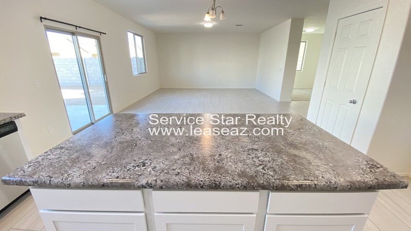 Spectacular 4 bed. 3 bath in Tolleson! property image