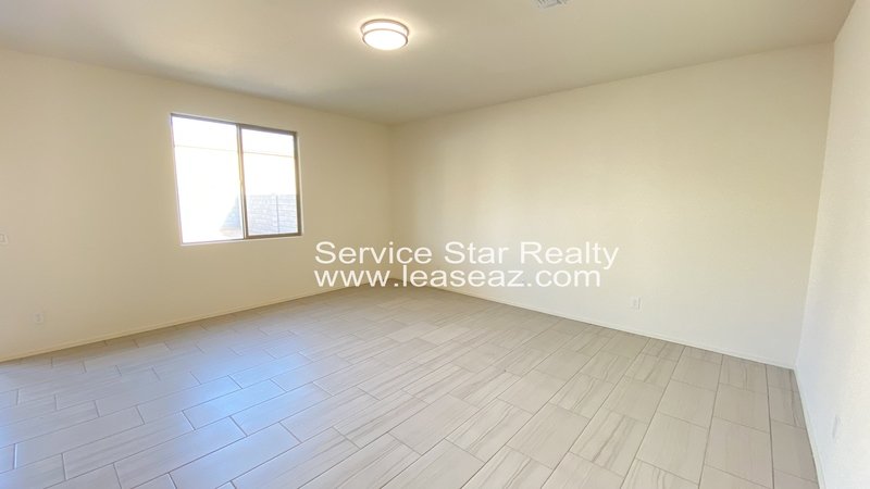 Spectacular 4 bed. 3 bath in Tolleson! property image