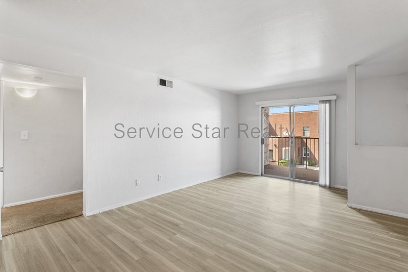 **1 MONTH FREE RENT!!** property image