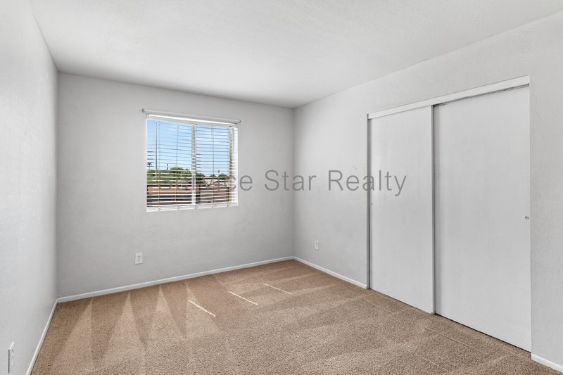 **1 MONTH FREE RENT!!** property image