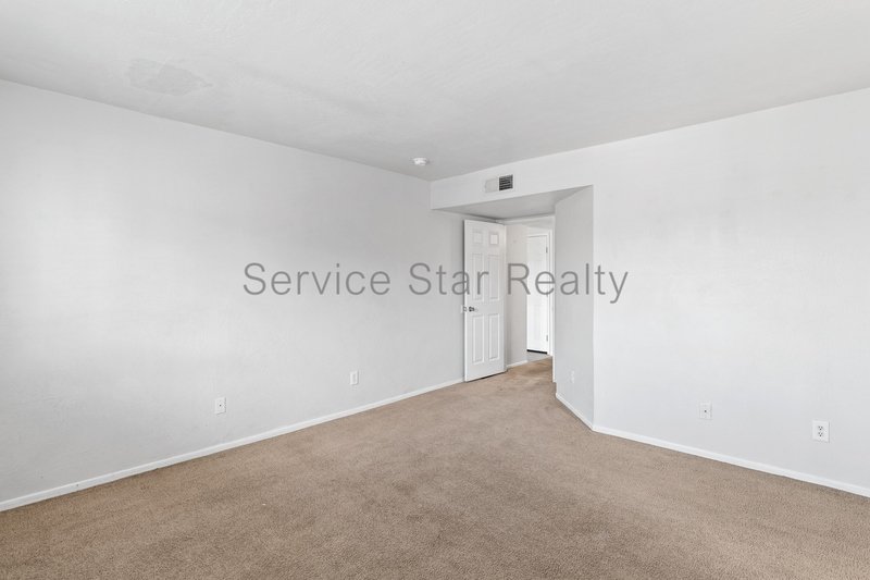 **1 MONTH FREE RENT!!** property image