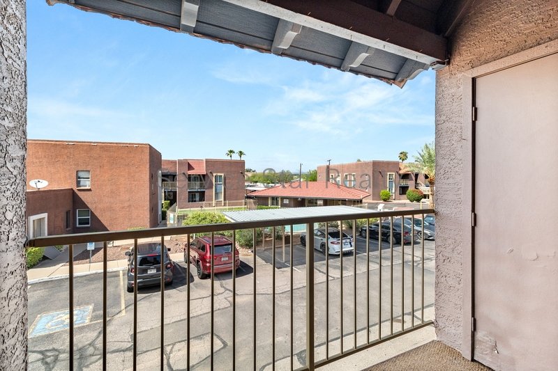 **1 MONTH FREE RENT!!** property image