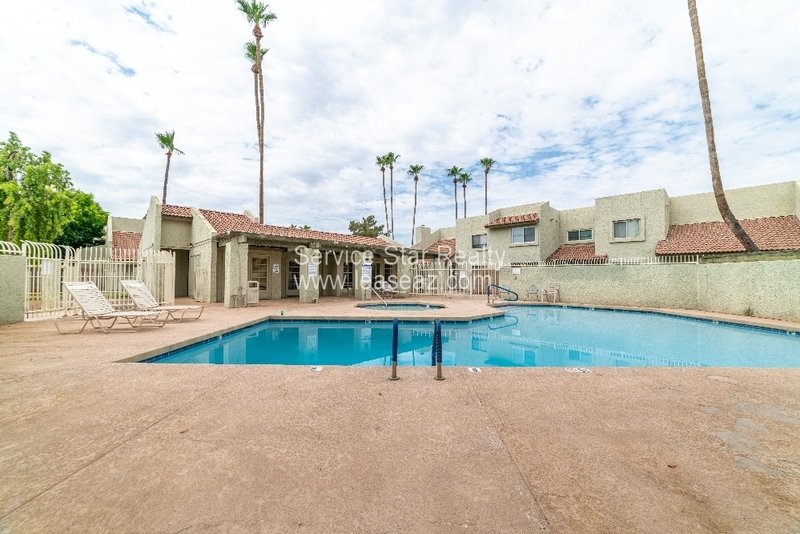 Great North Mesa Townhome Available Now! property image