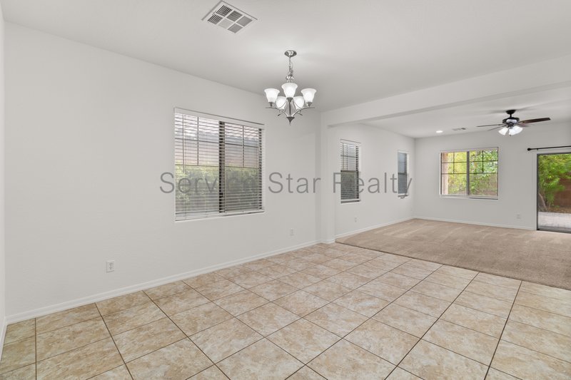 4 bedroom 3 bath in Gated Community of Nicholas Point! property image