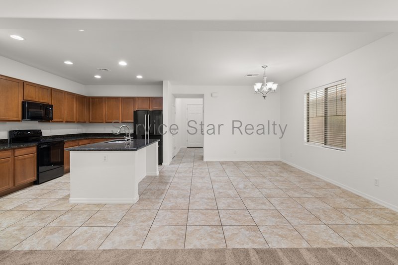 4 bedroom 3 bath in Gated Community of Nicholas Point! property image