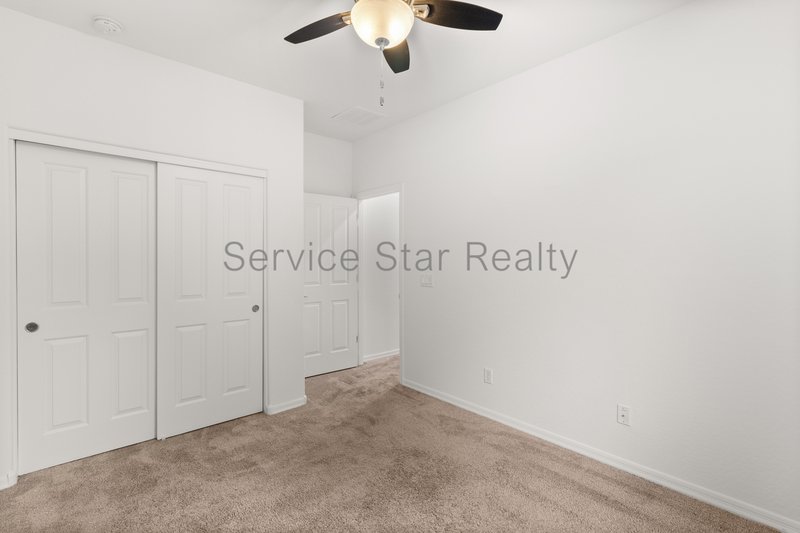 4 bedroom 3 bath in Gated Community of Nicholas Point! property image