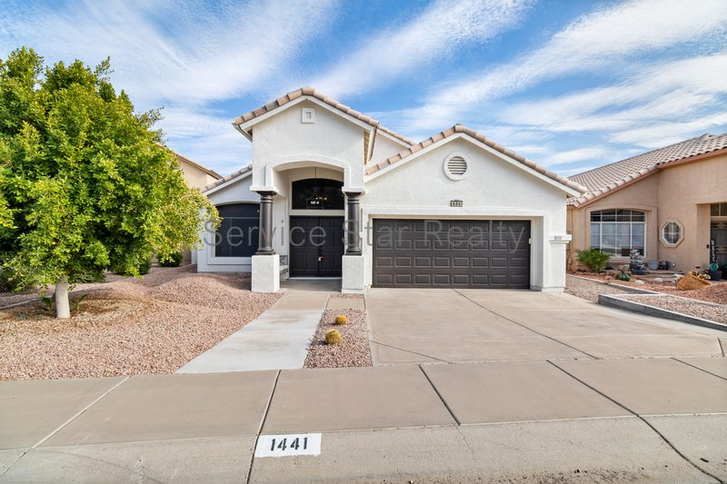 Beautiful Home on the Golf Course! property image
