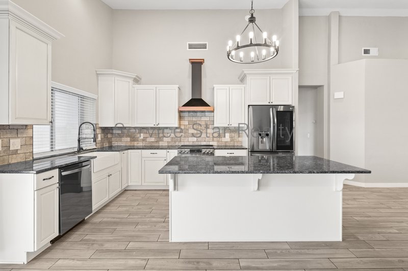 Beautiful Home on the Golf Course! property image