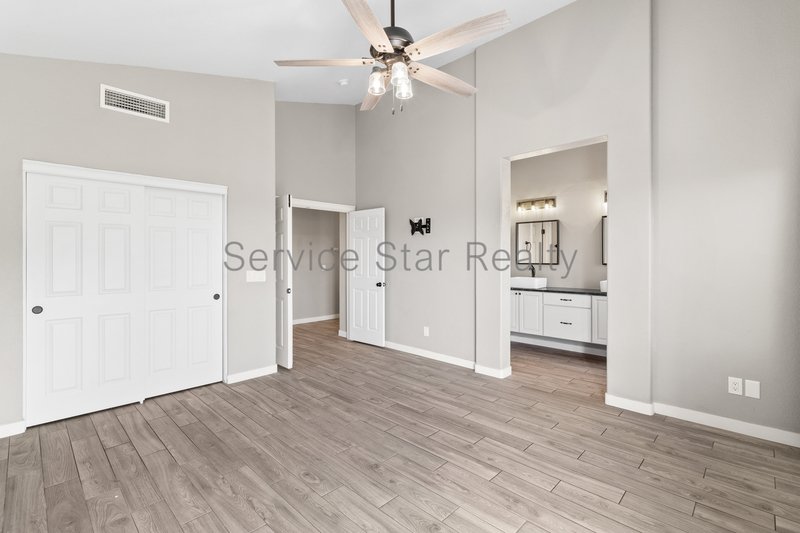 Beautiful Home on the Golf Course! property image