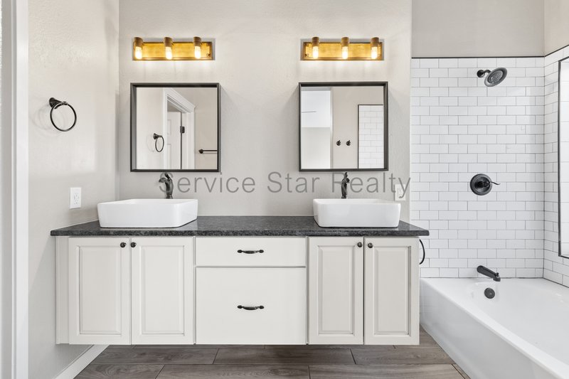 Beautiful Home on the Golf Course! property image