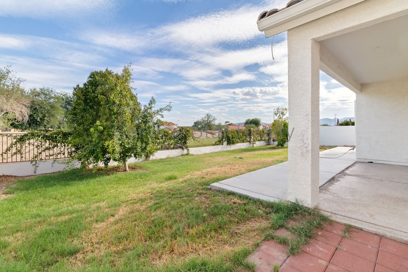 Beautiful Home on the Golf Course! property image