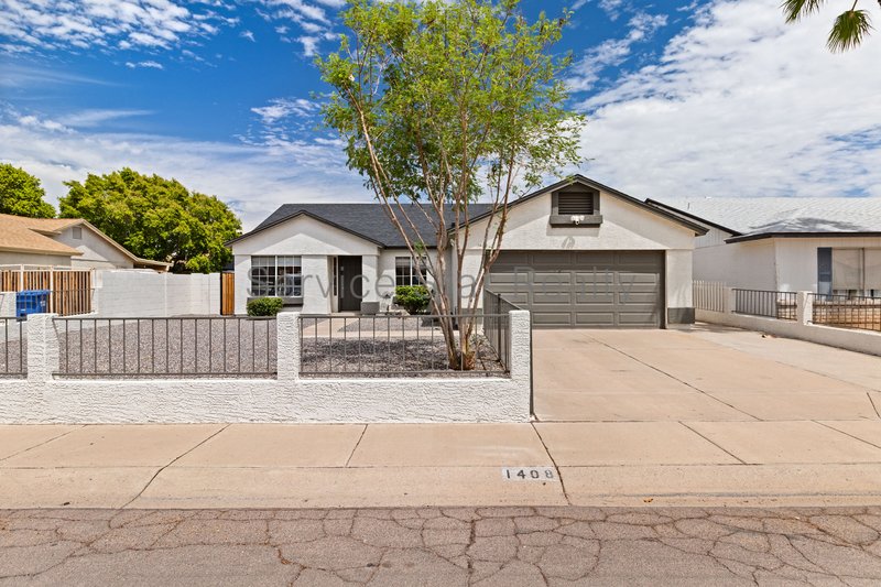 Beautiful 4-Bedroom Home Near South Mountain ? Convenient Phoenix Loca property image