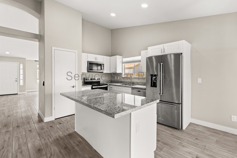 Beautiful 4-Bedroom Home Near South Mountain ? Convenient Phoenix Loca property image