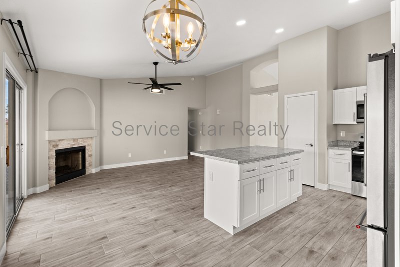 Beautiful 4-Bedroom Home Near South Mountain ? Convenient Phoenix Loca property image
