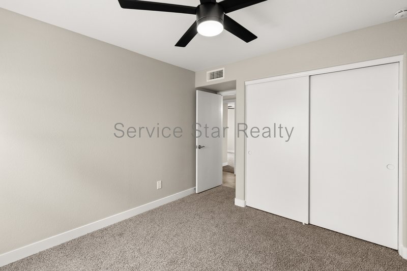 Beautiful 4-Bedroom Home Near South Mountain ? Convenient Phoenix Loca property image
