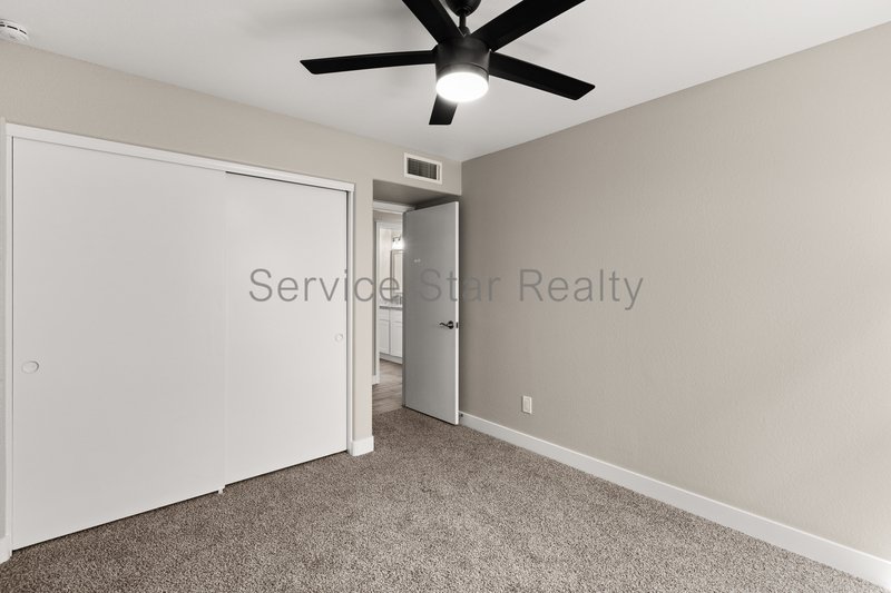 Beautiful 4-Bedroom Home Near South Mountain ? Convenient Phoenix Loca property image