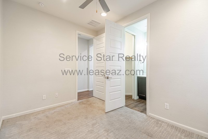 4 BED/3.5 Bath Townhome in Tempe!! property image
