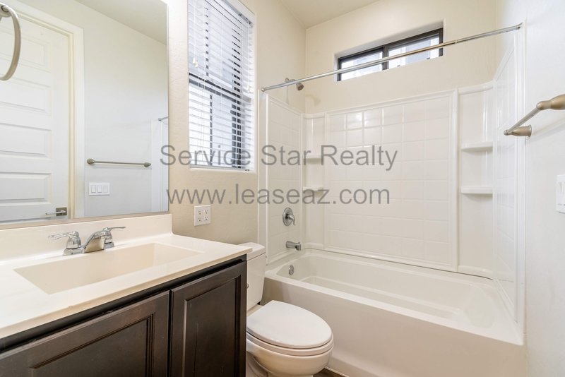 4 BED/3.5 Bath Townhome in Tempe!! property image