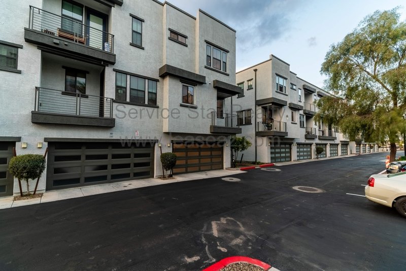 4 BED/3.5 Bath Townhome in Tempe!! property image