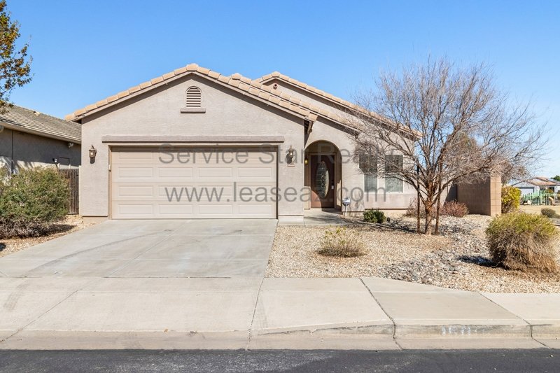 3 Bedroom, 2 Bath home in Surprise! property image