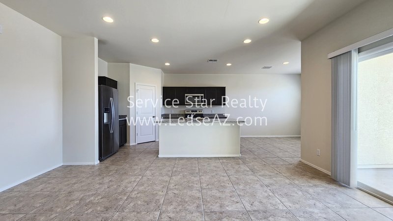 **MOVE IN SPECIAL -- 2 WEEKS FREE RENT!!** property image