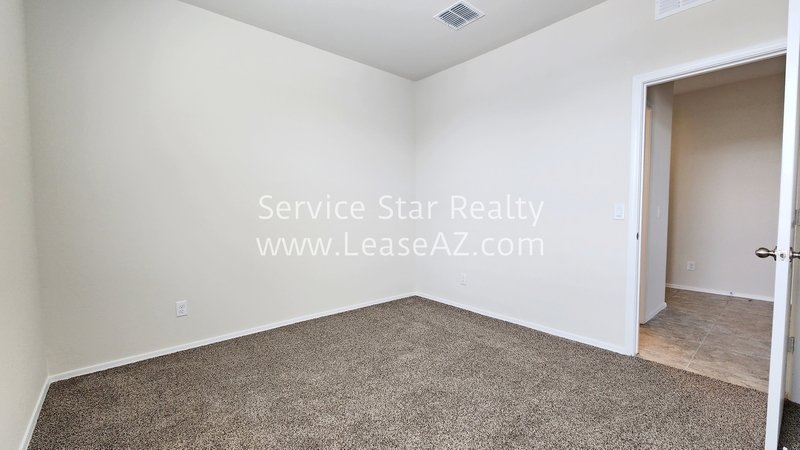 **MOVE IN SPECIAL -- 2 WEEKS FREE RENT!!** property image