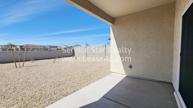 **MOVE IN SPECIAL -- 2 WEEKS FREE RENT!!** property image