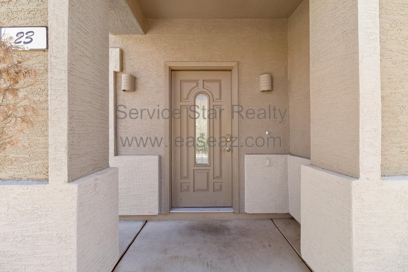 Stunning 4BED/2.5 Bath Home property image