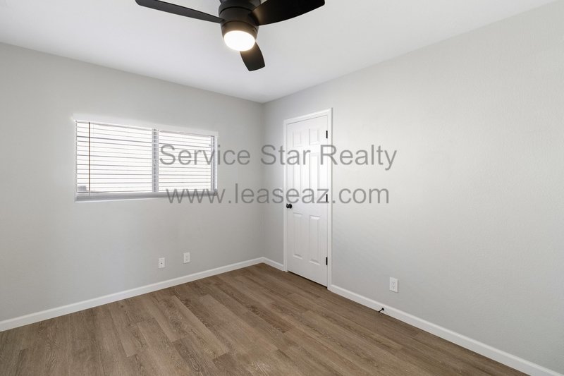 Stunning 4BED/2.5 Bath Home property image