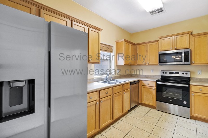 Fantastic 3BR/2.5BA in Surprise! property image