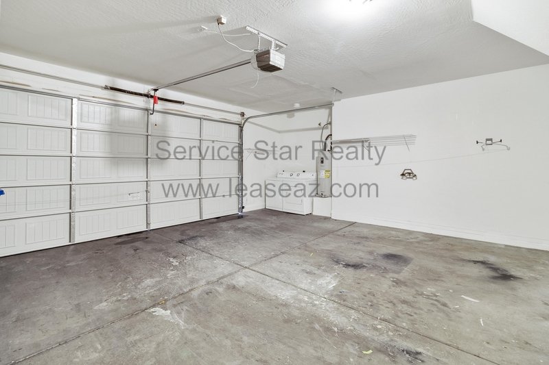 Fantastic 3BR/2.5BA in Surprise! property image