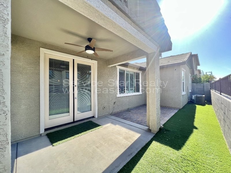 Gorgeous 3 bed/2ba in Goodyear! property image