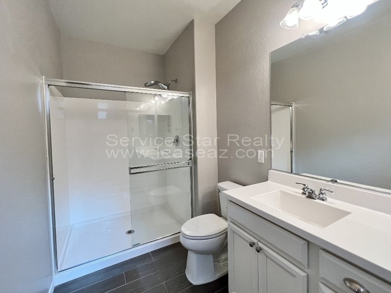 Gorgeous 3 bed/2ba in Goodyear! property image