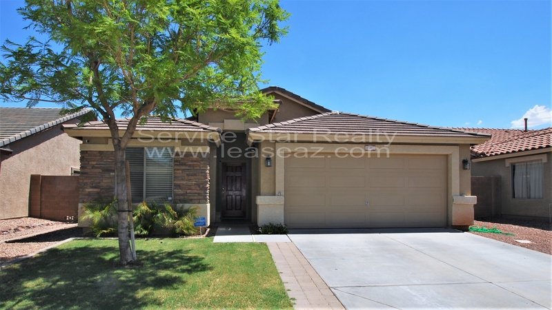 4 Bedroom, 2 bath with Pool in Goodyear! property image
