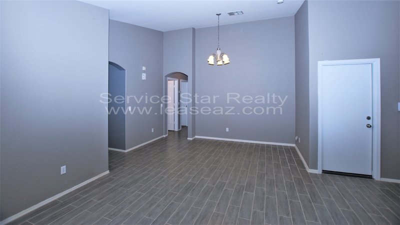 4 Bedroom, 2 bath with Pool in Goodyear! property image
