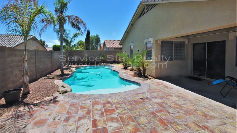 4 Bedroom, 2 bath with Pool in Goodyear! property image