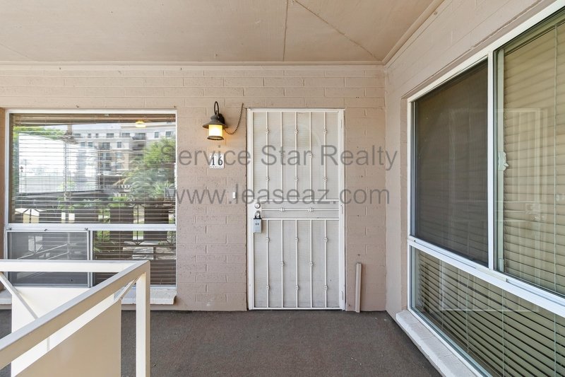 AMAZING LOCATION! 3 BED + 2 BATH CONDO property image