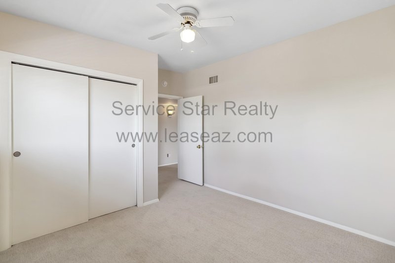 AMAZING LOCATION! 3 BED + 2 BATH CONDO property image