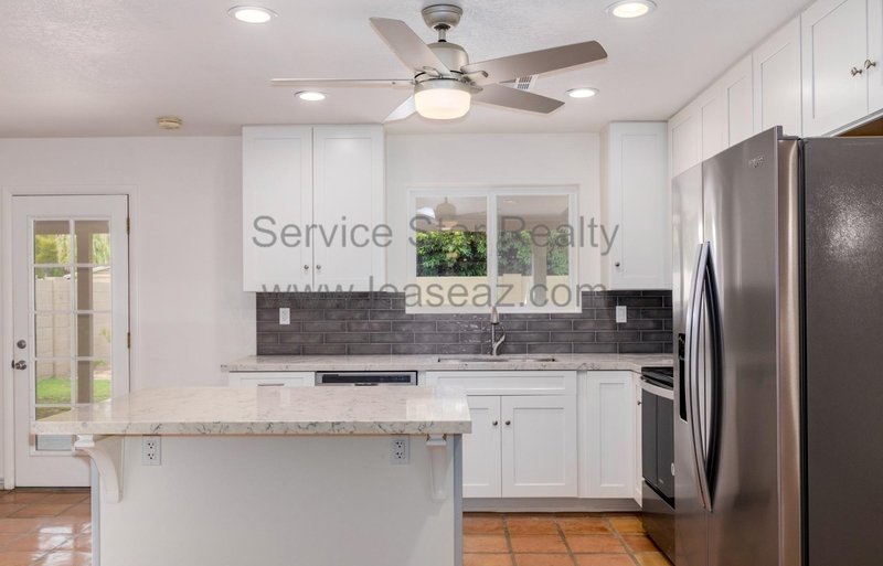 3BR/1.75BA in Scottsdale! property image